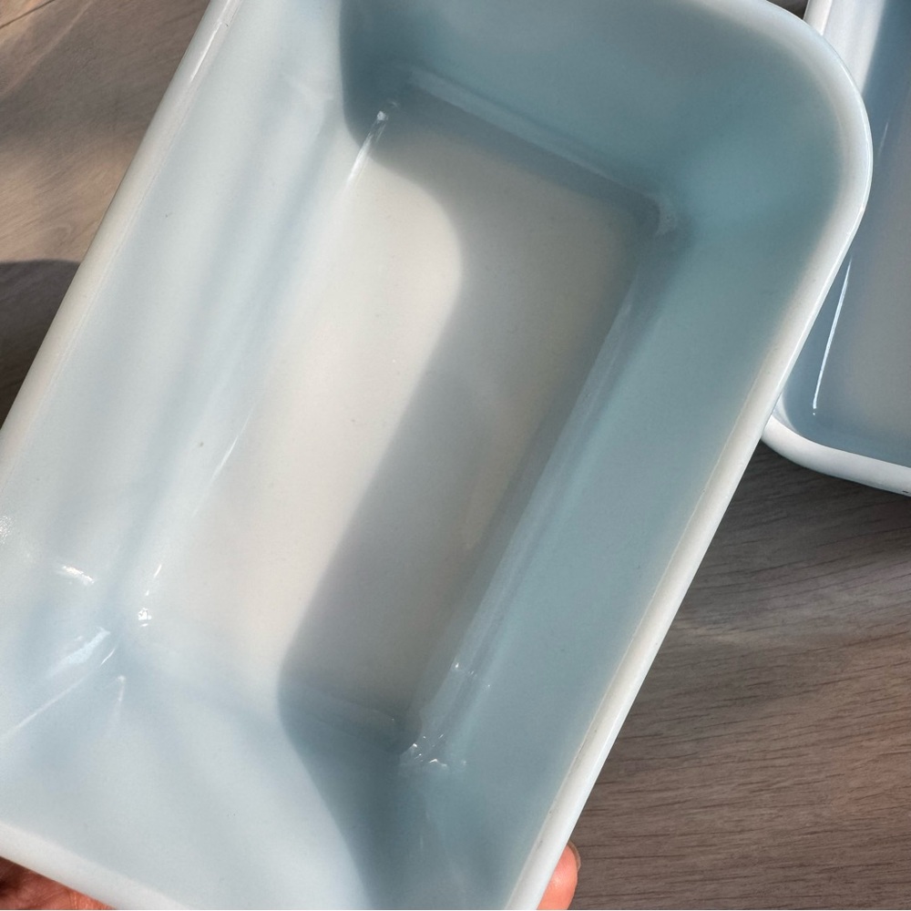 Vintage Pyrex Blue & White 502 + 502-B Refrigerator Dishes Fridgies - Picture 6 of 10